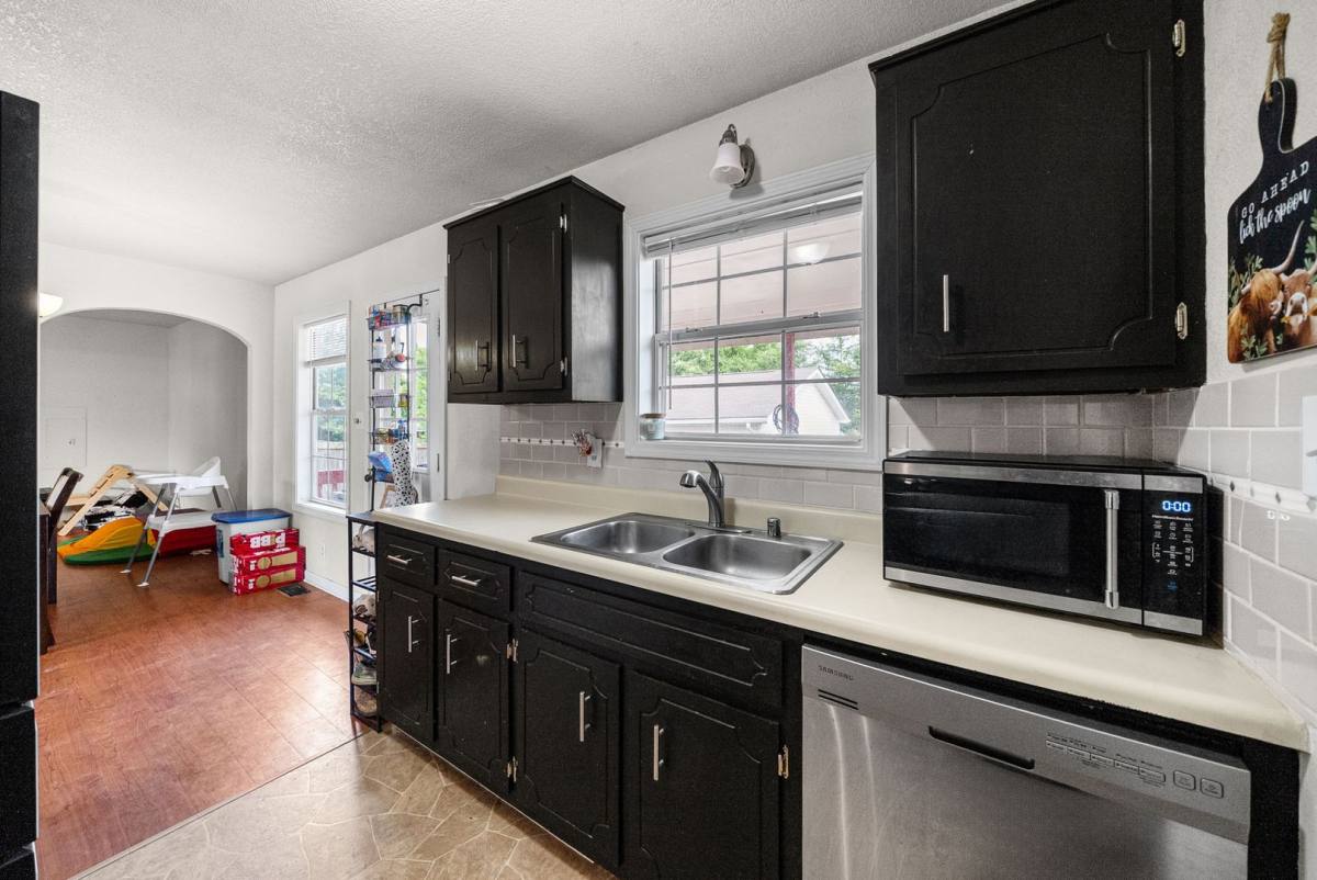 House for rent at 919 Van Buren Ave, Oak Grove, KY 42262