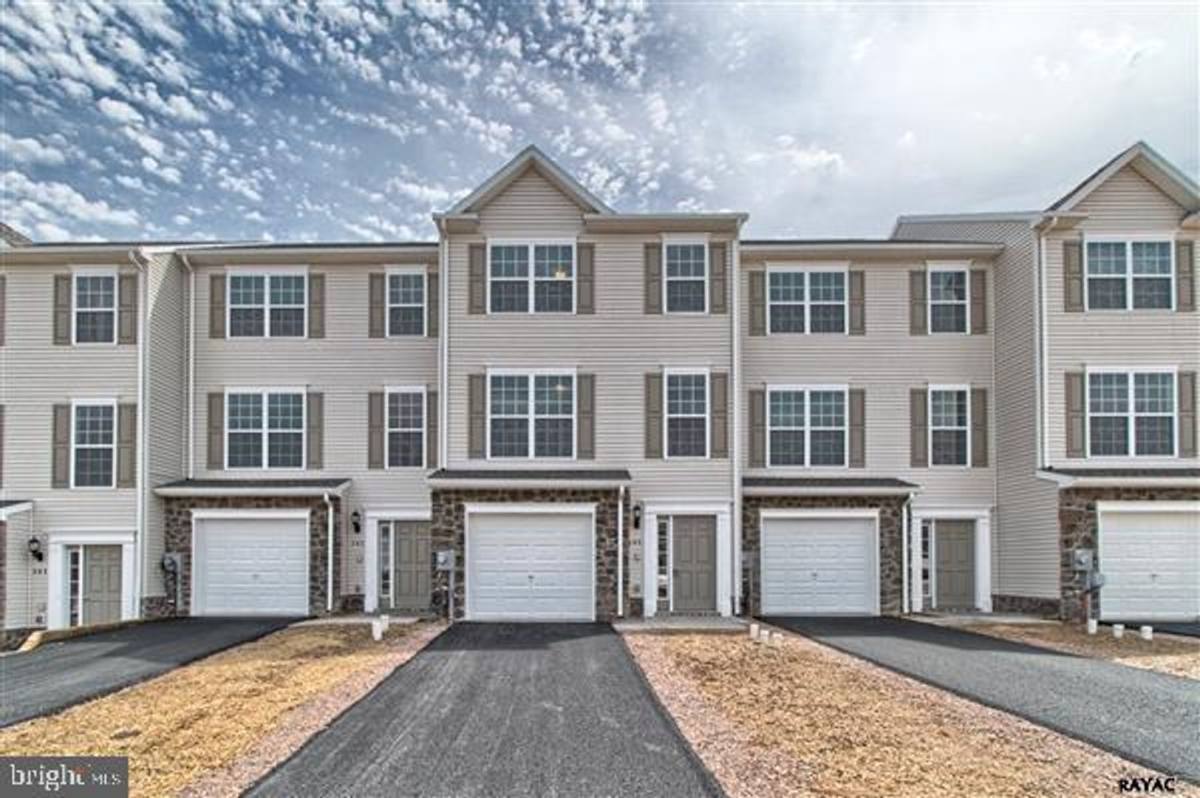 Condo for rent at 379 Mesa Lane, York, PA 17408