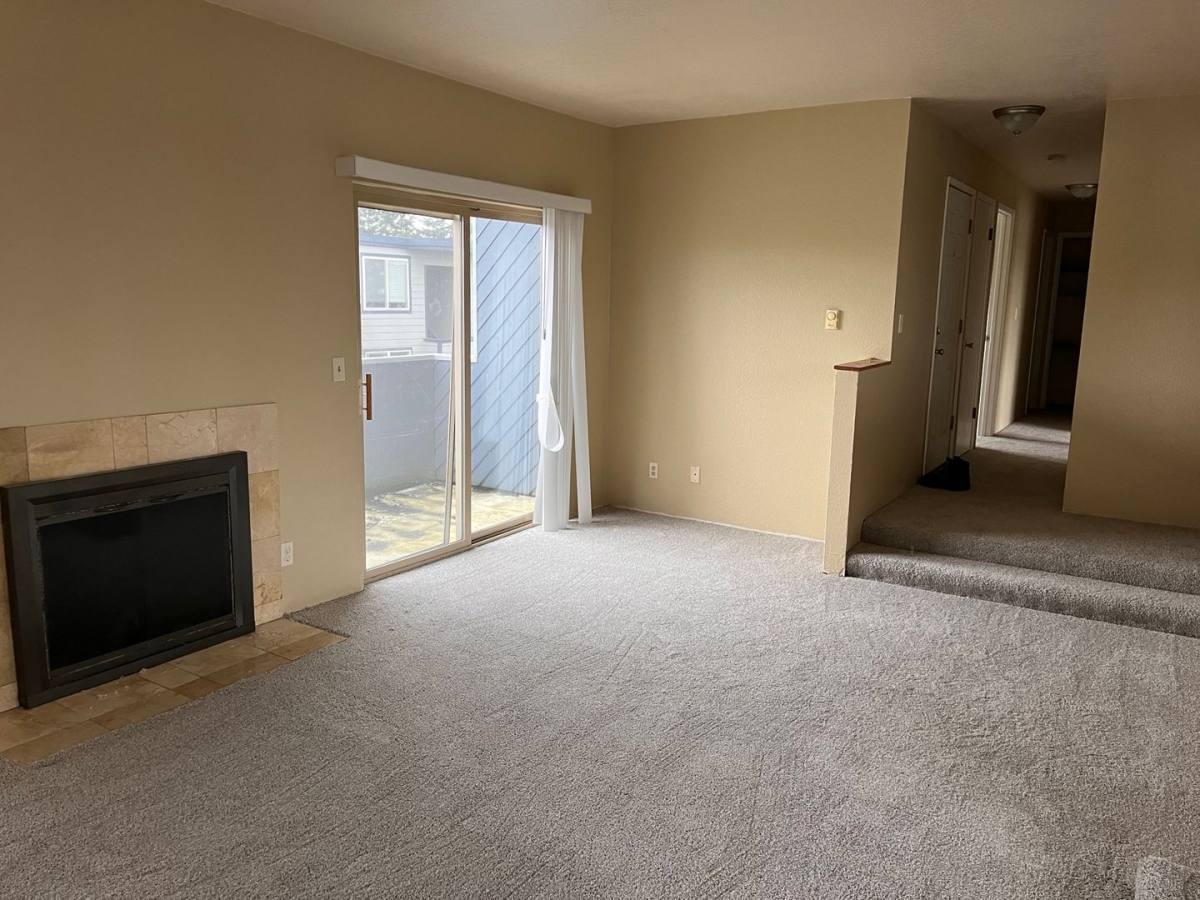 Apartment for rent at 9925 4th Ave W, Everett, WA 98204