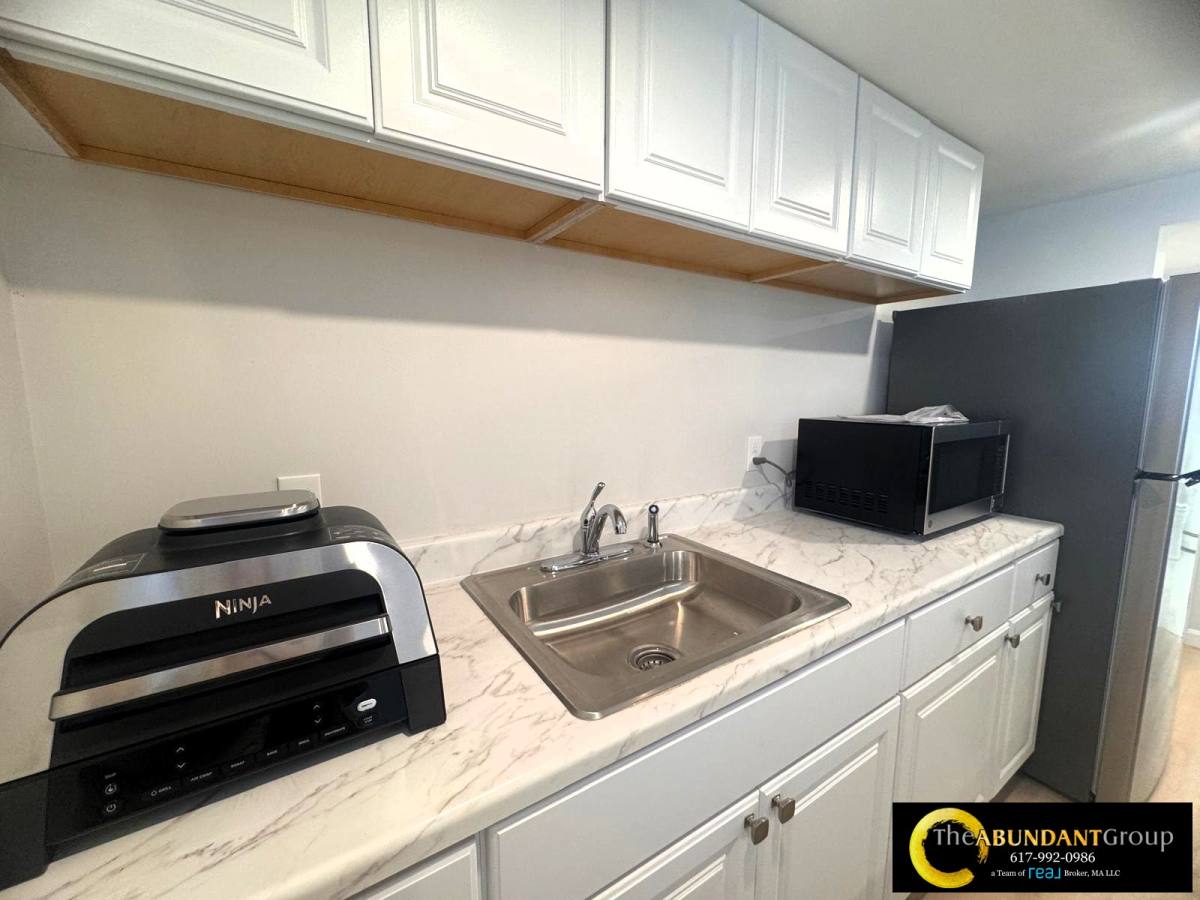 House for rent at 39 Cottage St, Stoneham, MA 02180