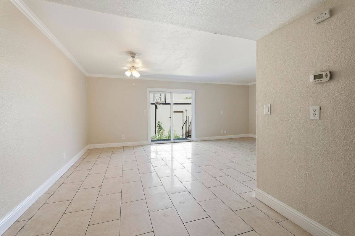 Townhouse for rent at 5943 Mack Rd, Sacramento, CA 95823