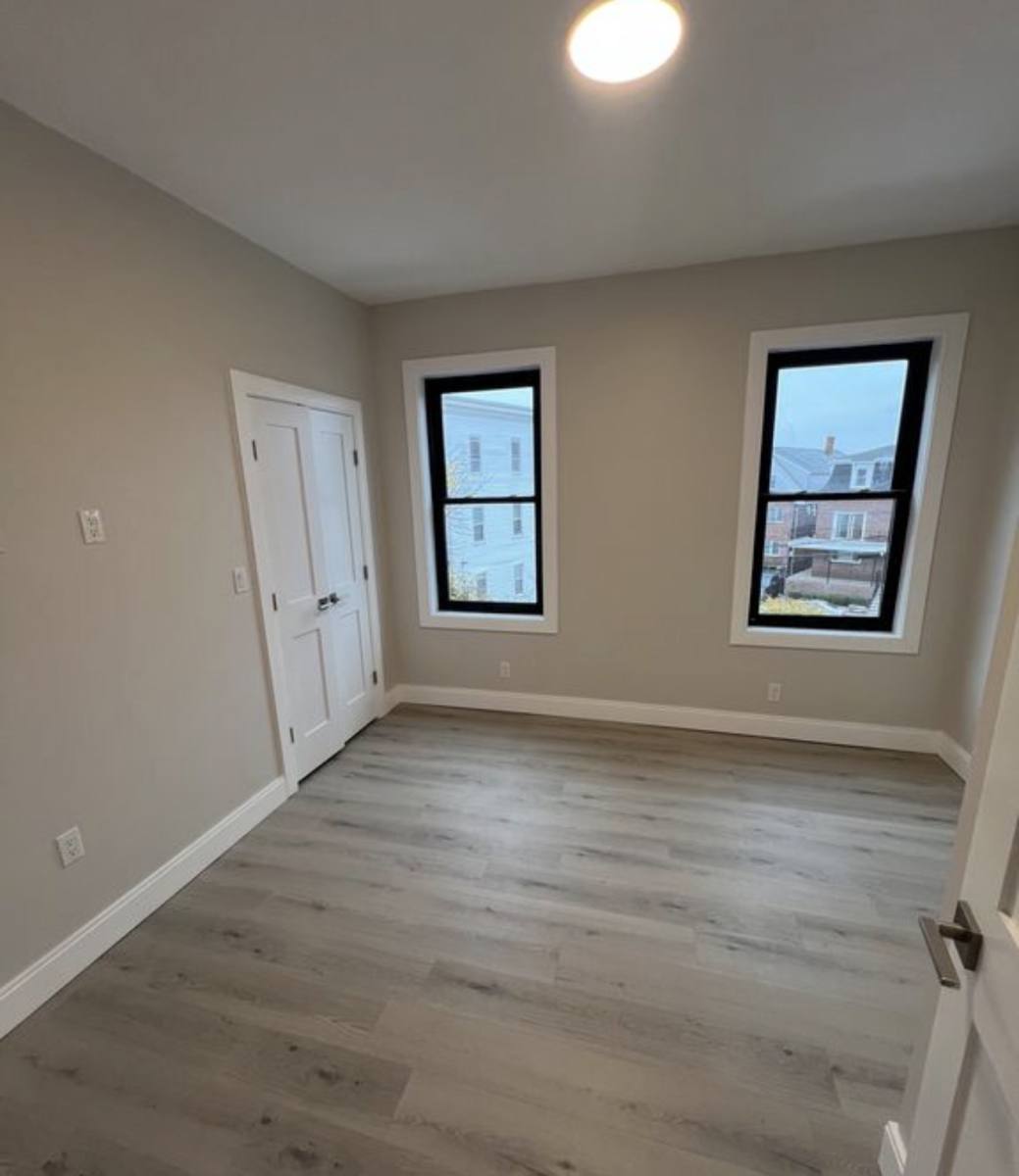 Apartment for rent at 56 Sachem #6, Lynn, MA 01902