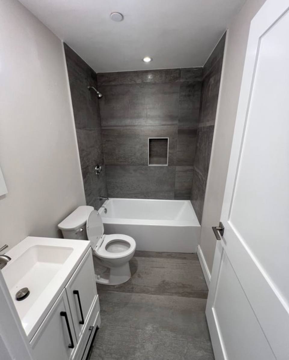 Apartment for rent at 56 Sachem #6, Lynn, MA 01902
