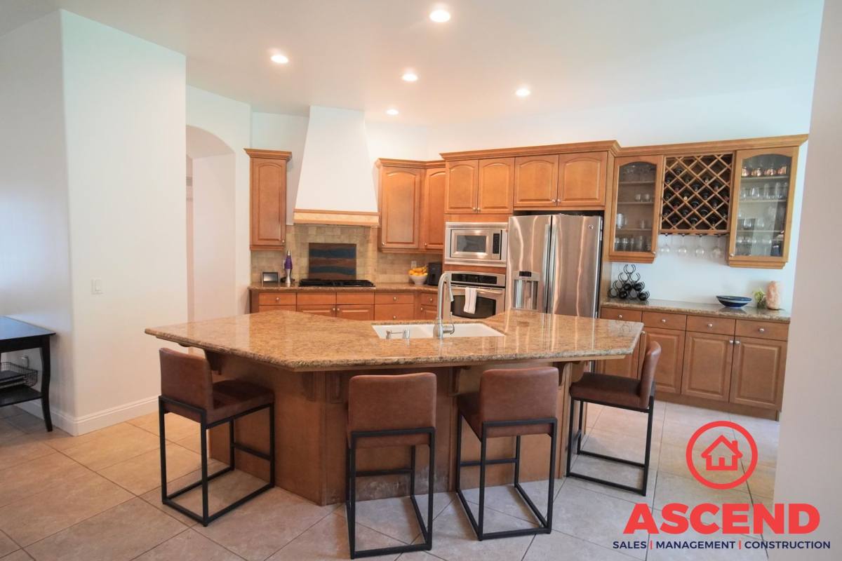 House for rent at 12510 Savonburg Dr, Bakersfield, CA 93312