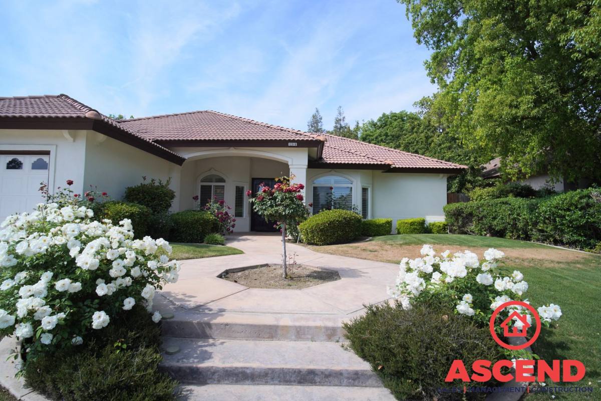 House for rent at 12510 Savonburg Dr, Bakersfield, CA 93312