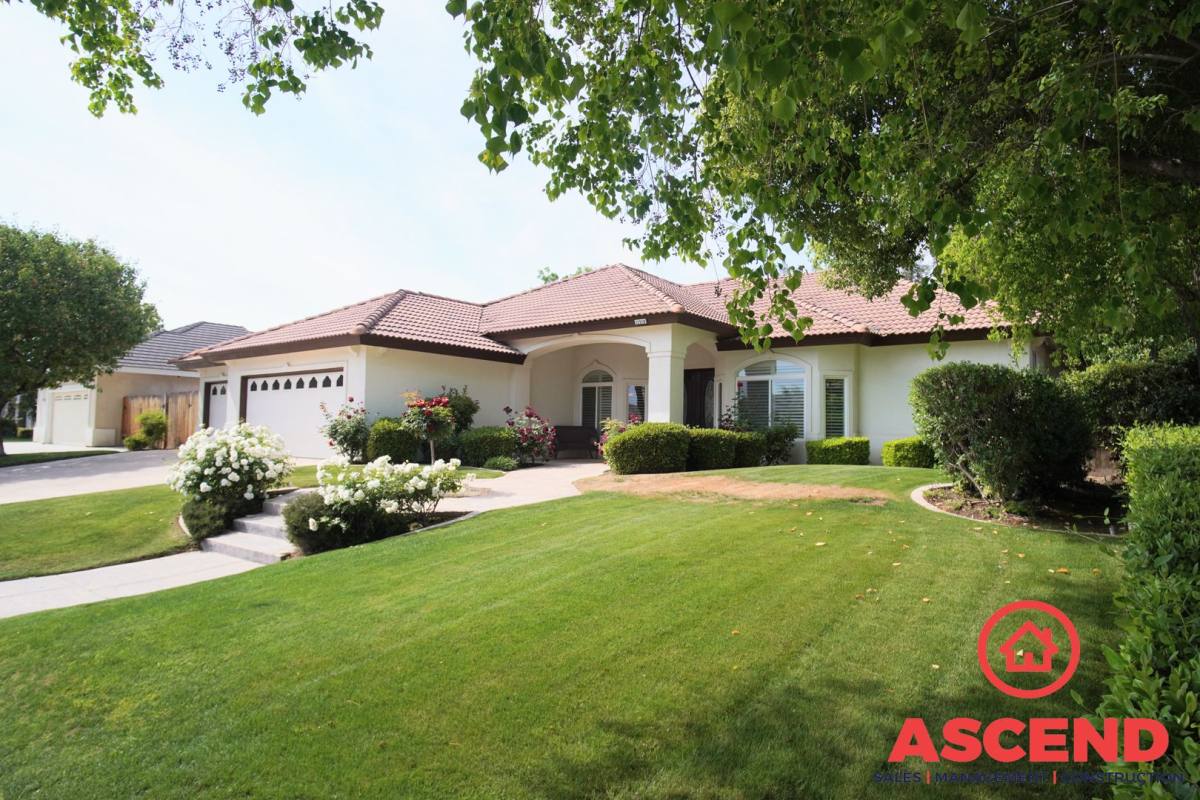 House for rent at 12510 Savonburg Dr, Bakersfield, CA 93312
