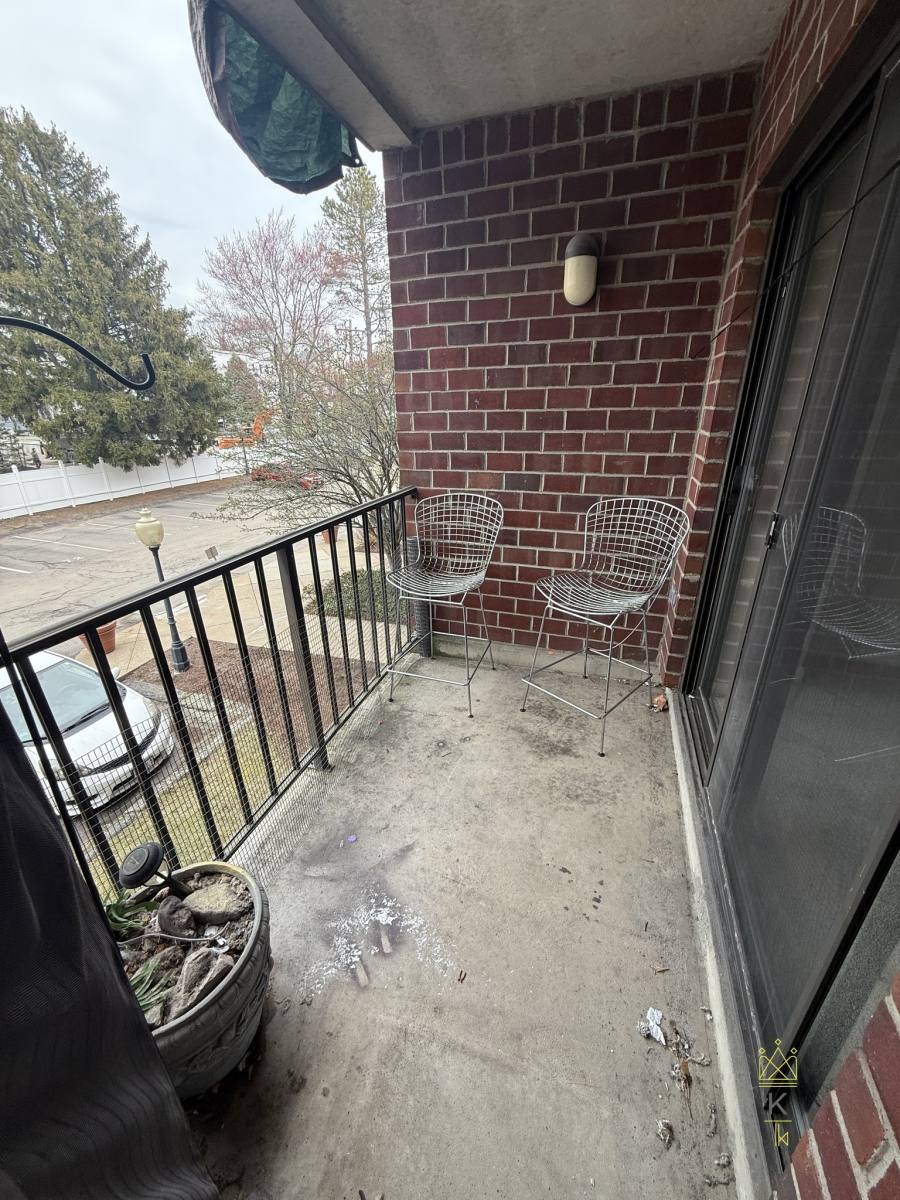 Apartment for rent at 14 Heron St #208, West Roxbury, MA 02132