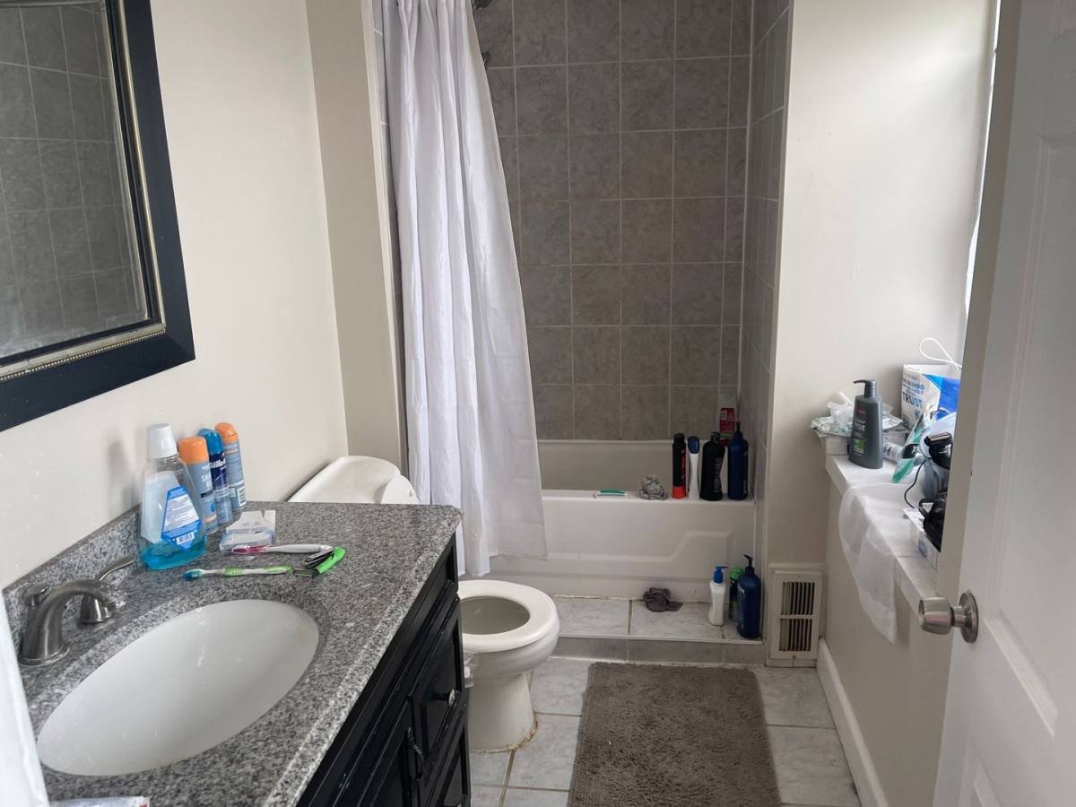 House for rent at 4824 Umbria St, Philadelphia, PA 19127