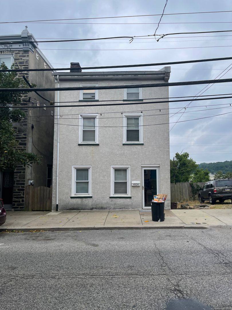 House for rent at 4824 Umbria St, Philadelphia, PA 19127
