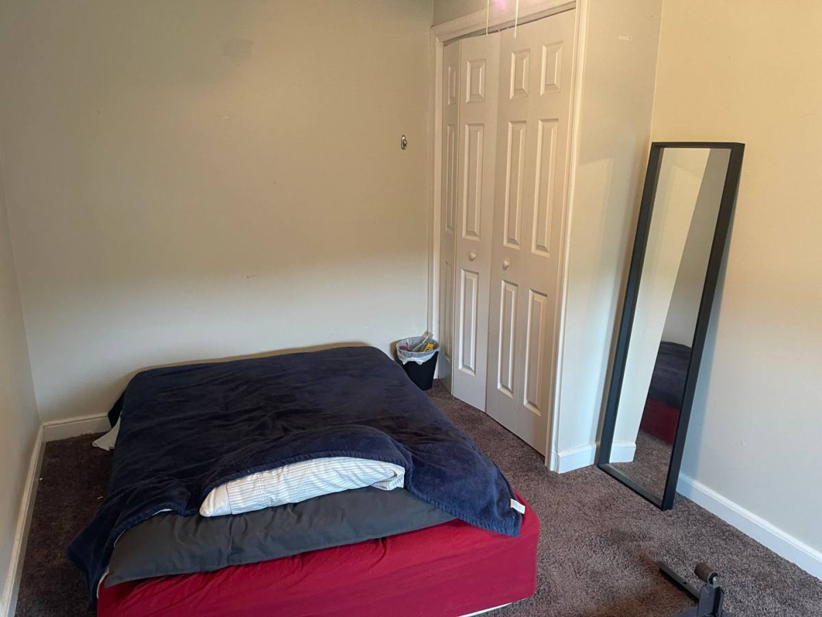 House for rent at 4824 Umbria St, Philadelphia, PA 19127