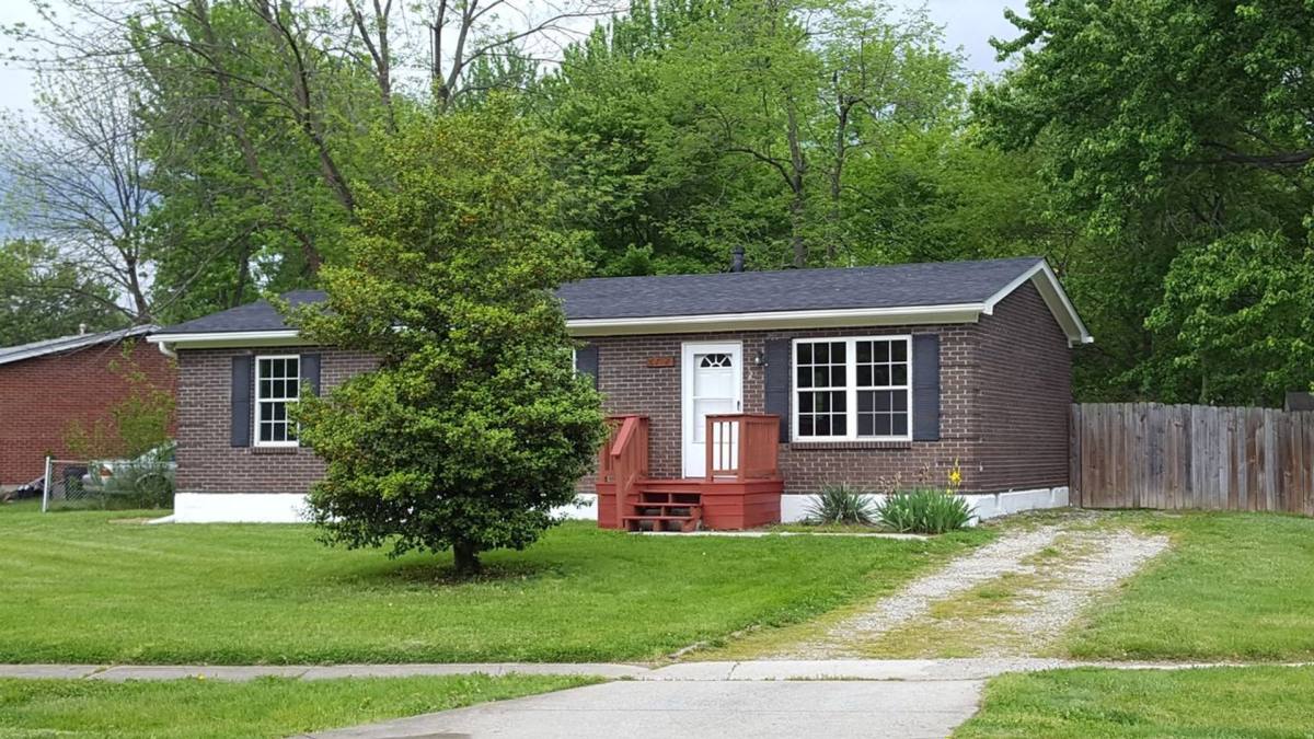 House for rent at 6712 Stana Dr, Louisville, KY 40258