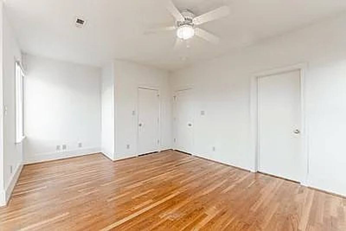 House for rent at 1422 W Cary St, Richmond, VA 23220