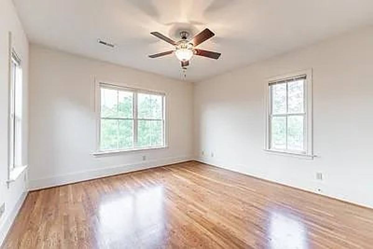 House for rent at 1422 W Cary St, Richmond, VA 23220