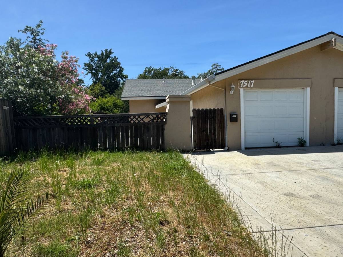 Apartment for rent at 7517 Saint Philomena Way, Citrus Heights, CA 95610