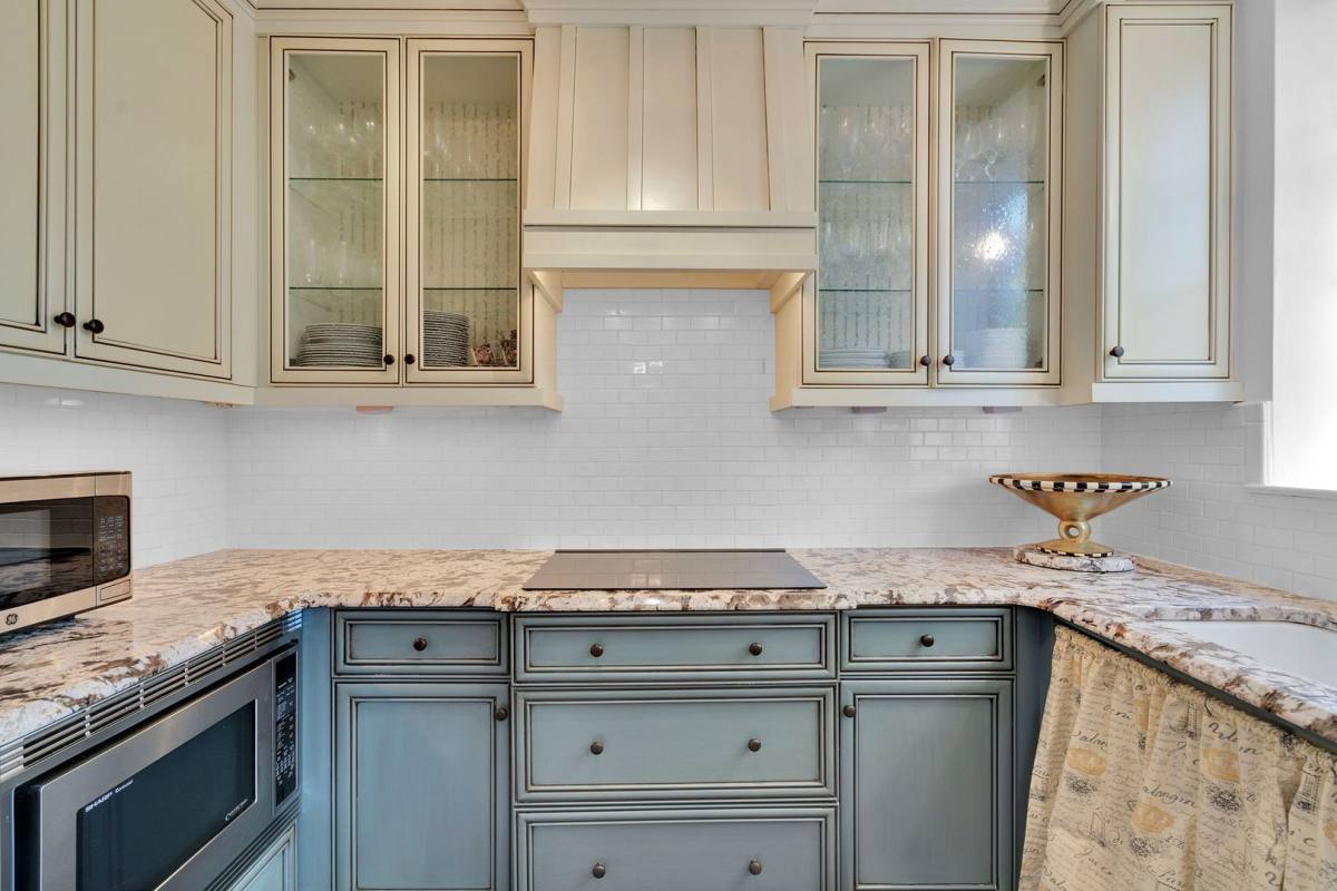 Condo for rent at 1121 Myrtle Ave, Charlotte, NC 28273
