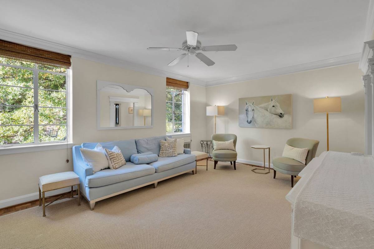Condo for rent at 1121 Myrtle Ave, Charlotte, NC 28273