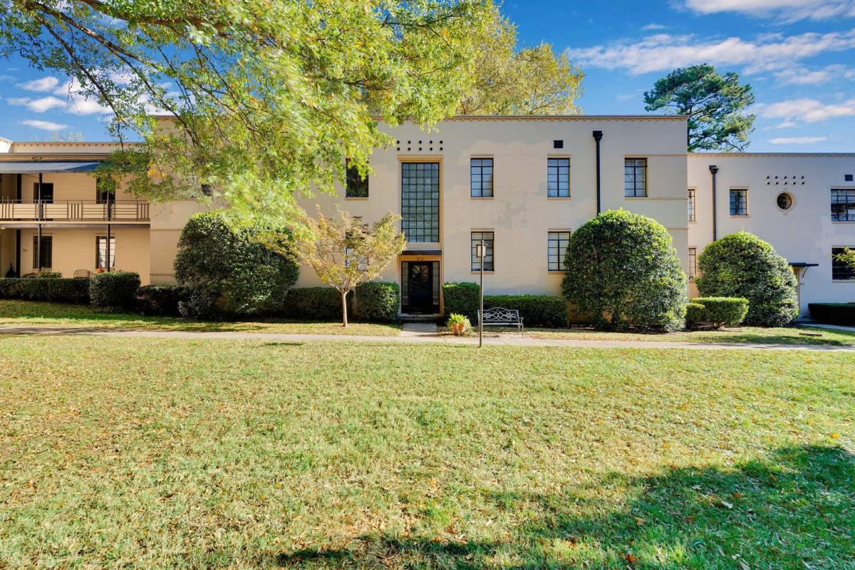 Condo for rent at 1121 Myrtle Ave, Charlotte, NC 28273