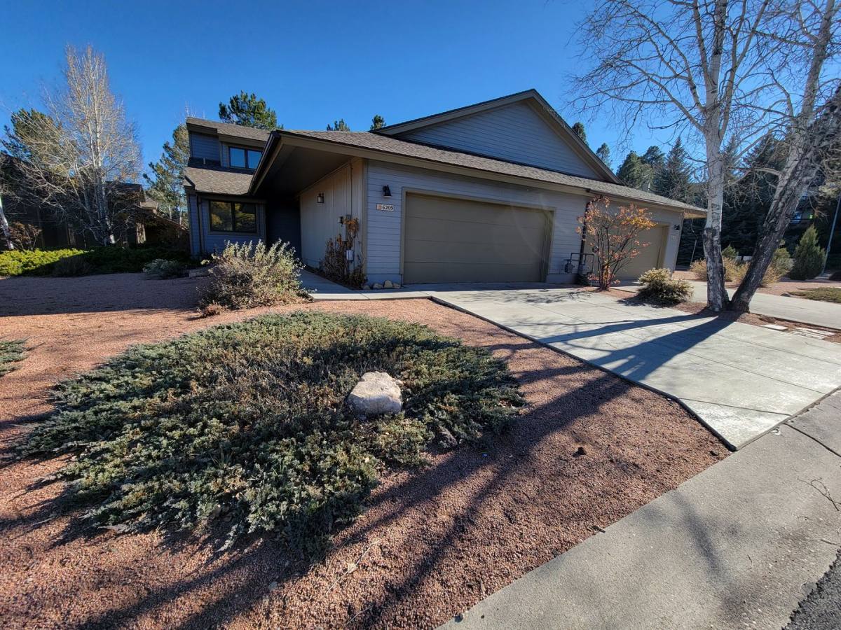 House for rent at 6209 E Willow Loop, Flagstaff, AZ 86004