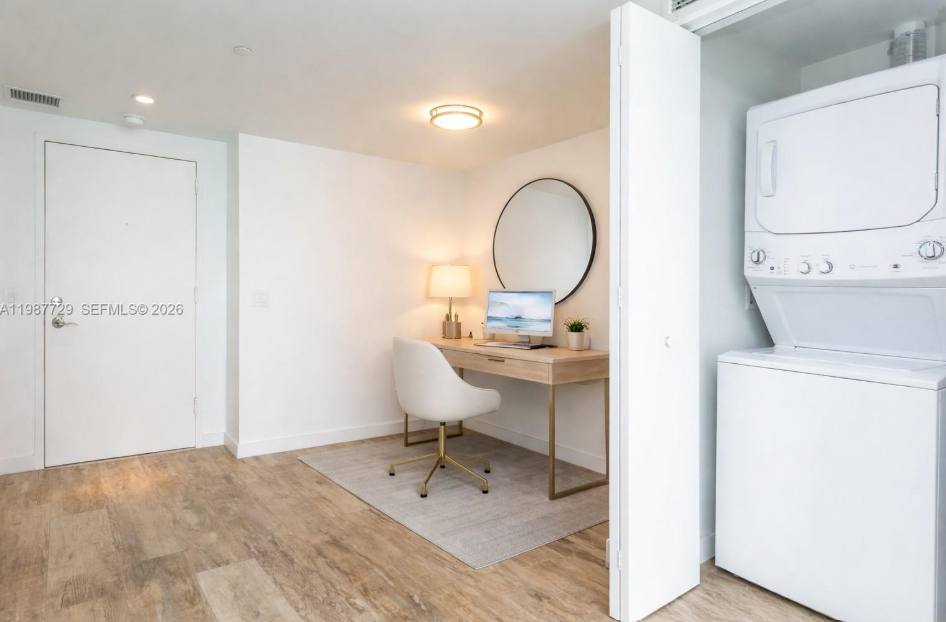 Apartment for rent at 650 NE 32nd St #3406, Miami, FL 33137