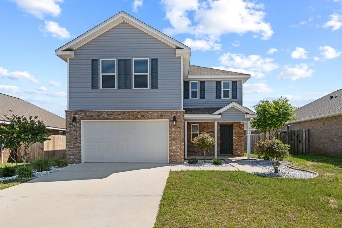 House for rent at 725 Widgeon Way, Crestview, FL 32536
