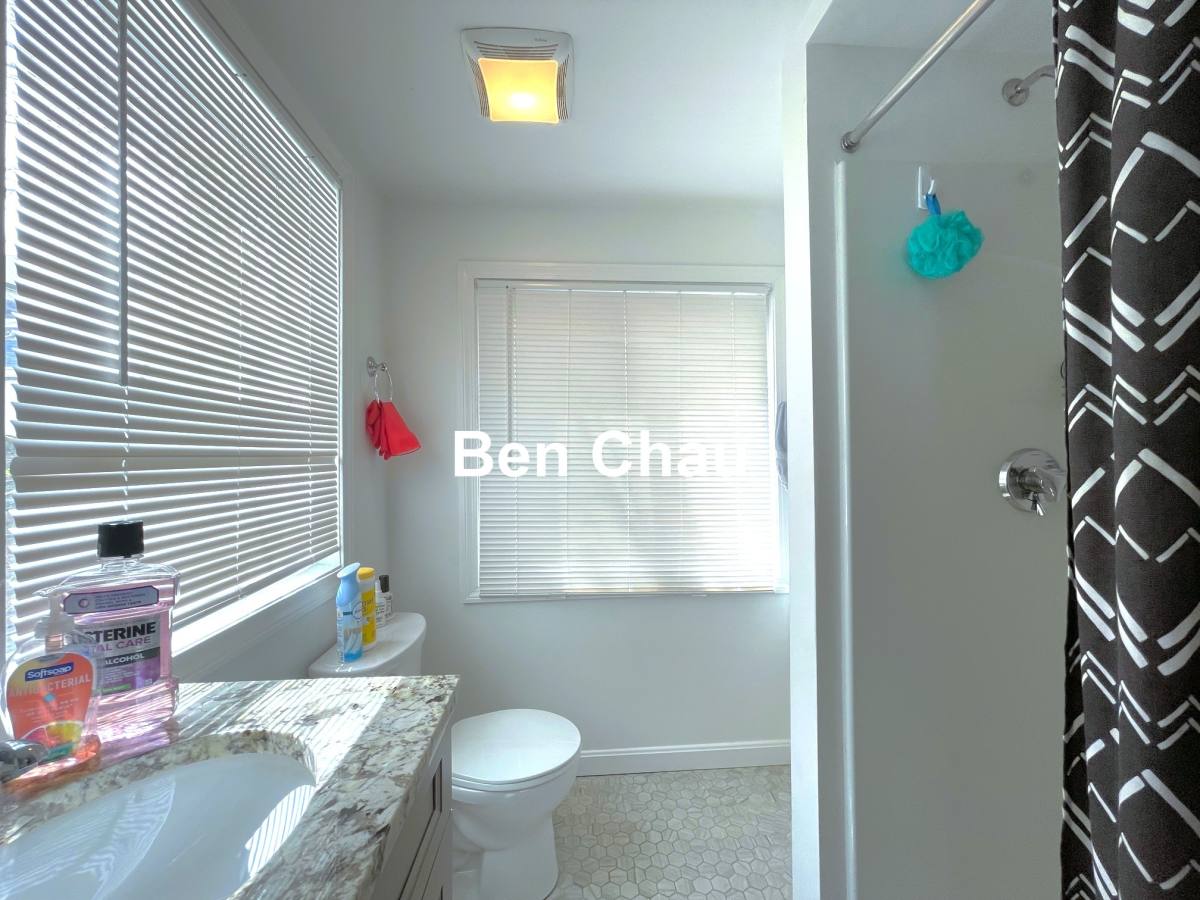 House for rent at 48 Derby St #1B, Somerville, MA 02145