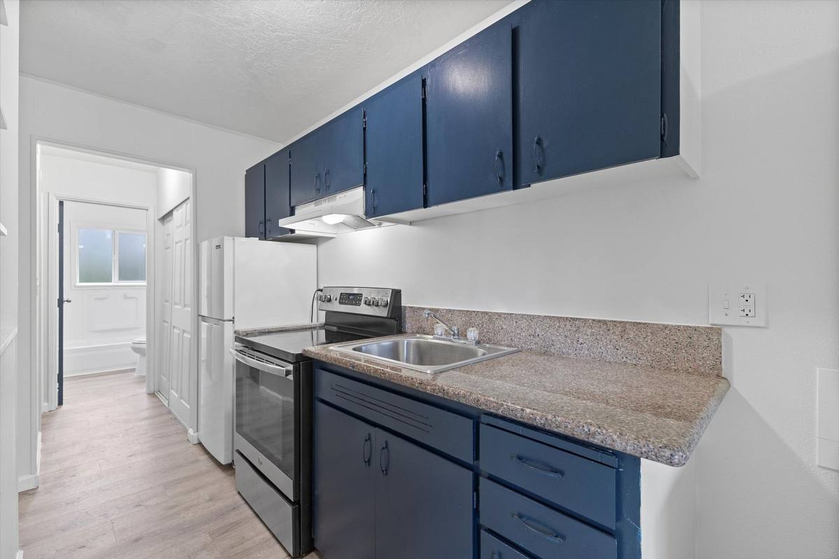 Apartment for rent at 303 SE 126th, Portland, OR 97233