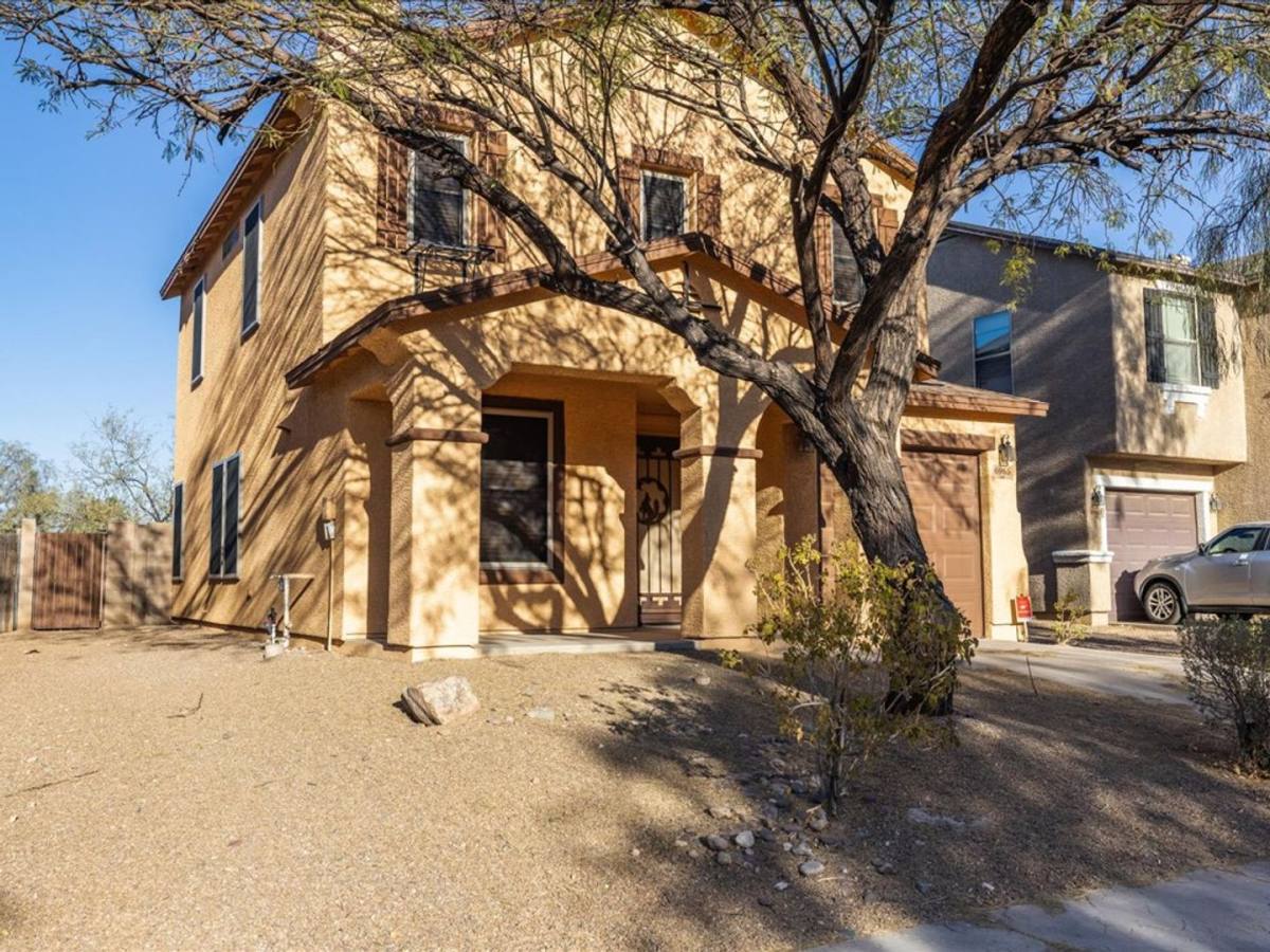 House for rent at 6965 S Lady Thumb Lane, Tucson, AZ 85756
