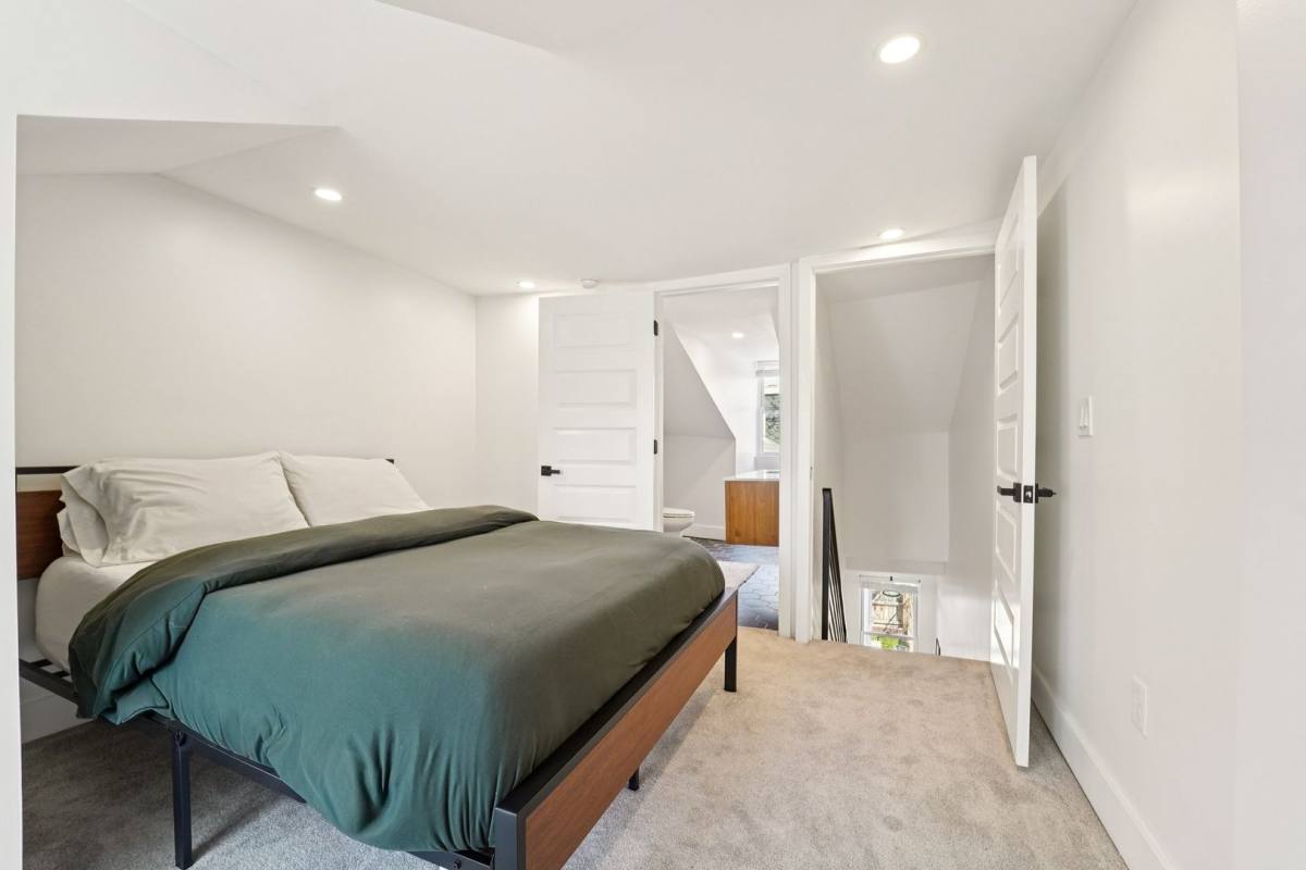 Townhouse for rent at 317 39th St, Pittsburgh, PA 15201