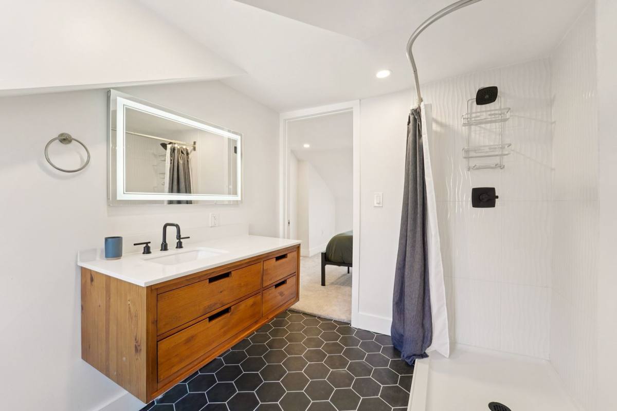Townhouse for rent at 317 39th St, Pittsburgh, PA 15201