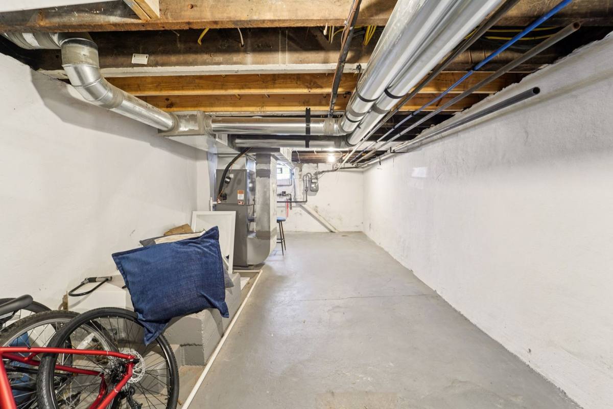 Townhouse for rent at 317 39th St, Pittsburgh, PA 15201