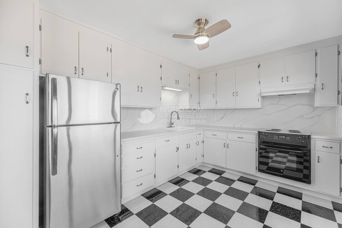 Apartment for rent at 331 Campbell Ave #1, San Francisco, CA 94134