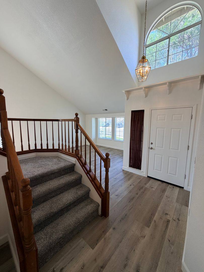 House for rent at 1311 Saint Francis Dr, Los Banos, CA 93635
