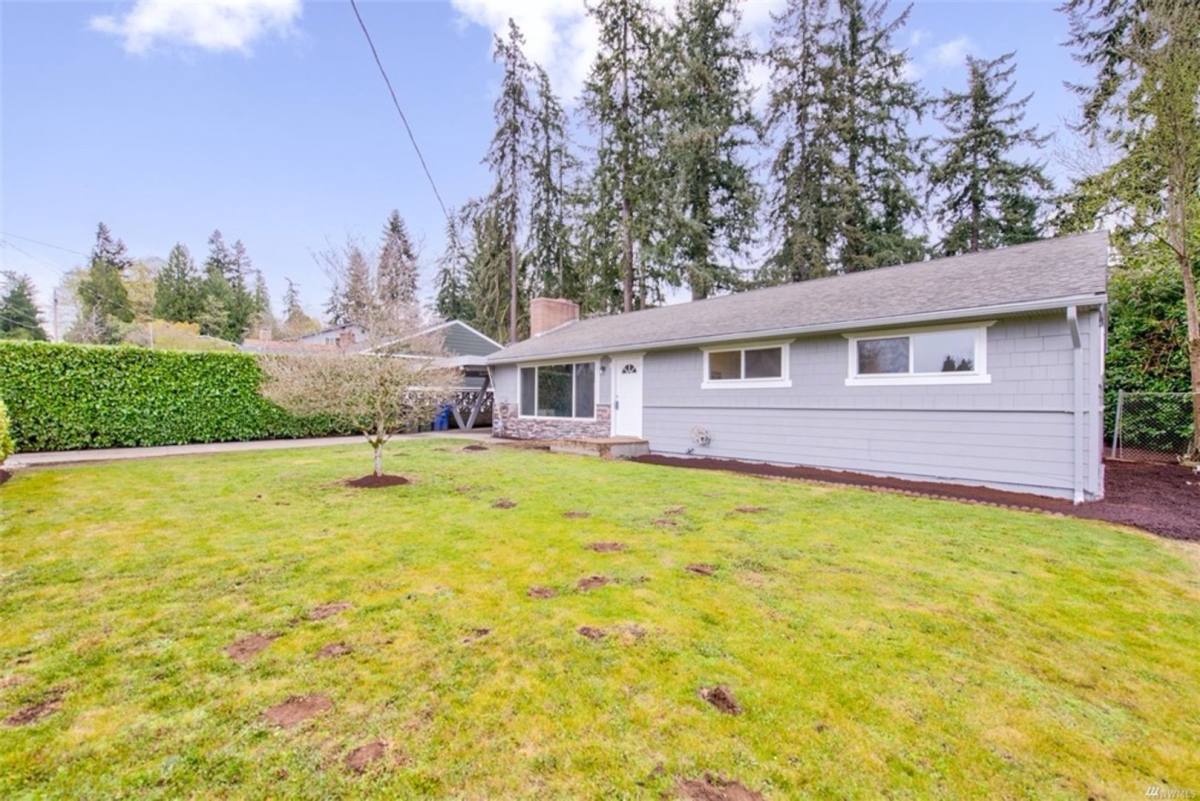 House for rent at 2633 NE 23rd St, Renton, WA 98056