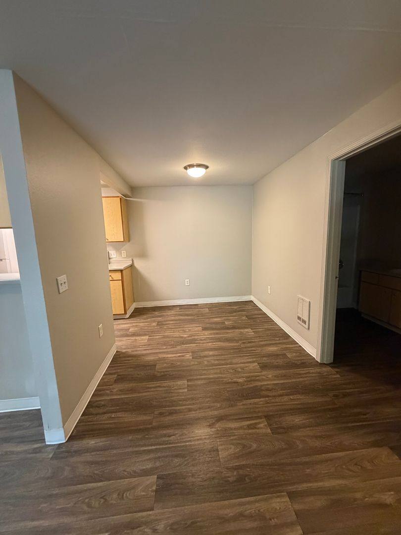 Apartment for rent at 16916 SE Powell Blvd, Portland, OR 97236
