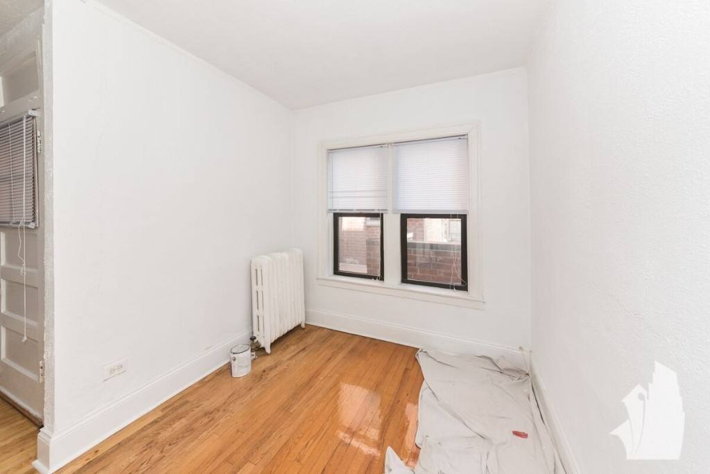 Apartment for rent at 639 W Cornelia Ave #2N, Chicago, IL 60657