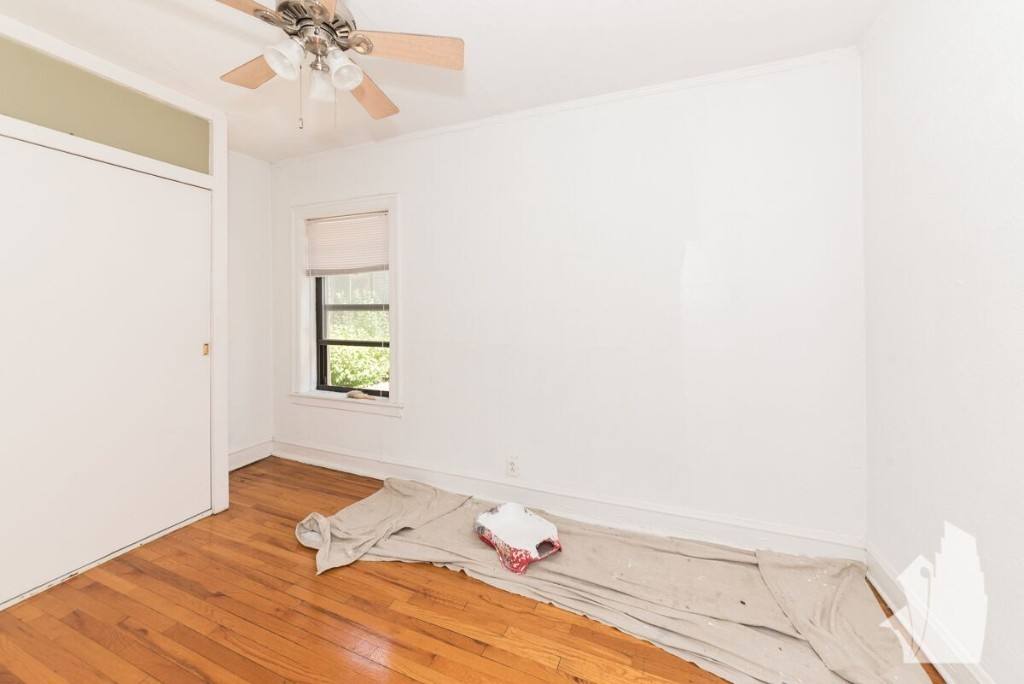 Apartment for rent at 639 W Cornelia Ave #2N, Chicago, IL 60657