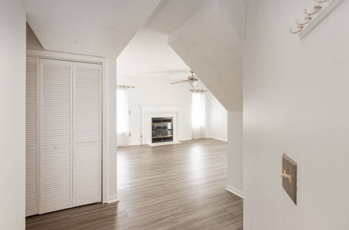 Condo for rent at 5870 Park #9, Shawnee, KS 66216