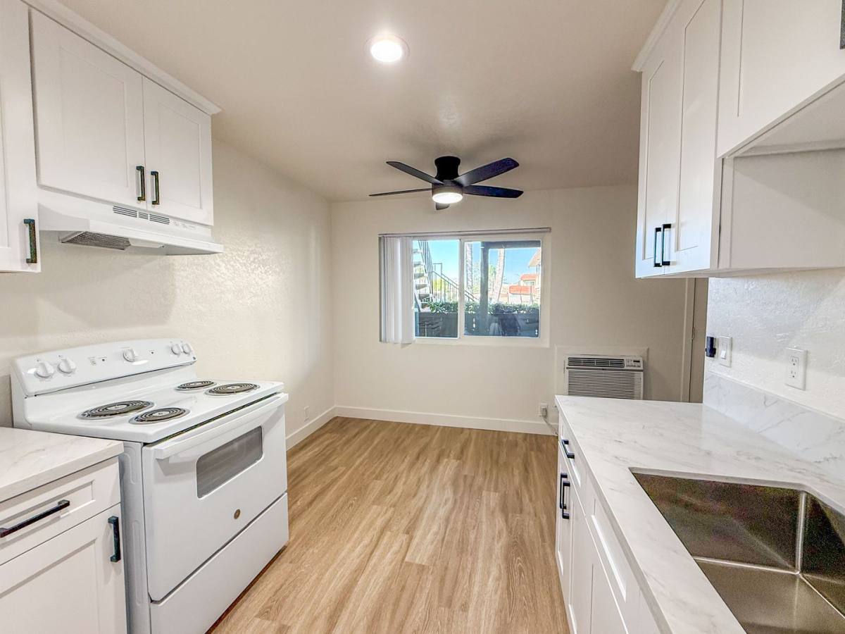 Apartment for rent at 345 E Park Ave, Escondido, CA 92025
