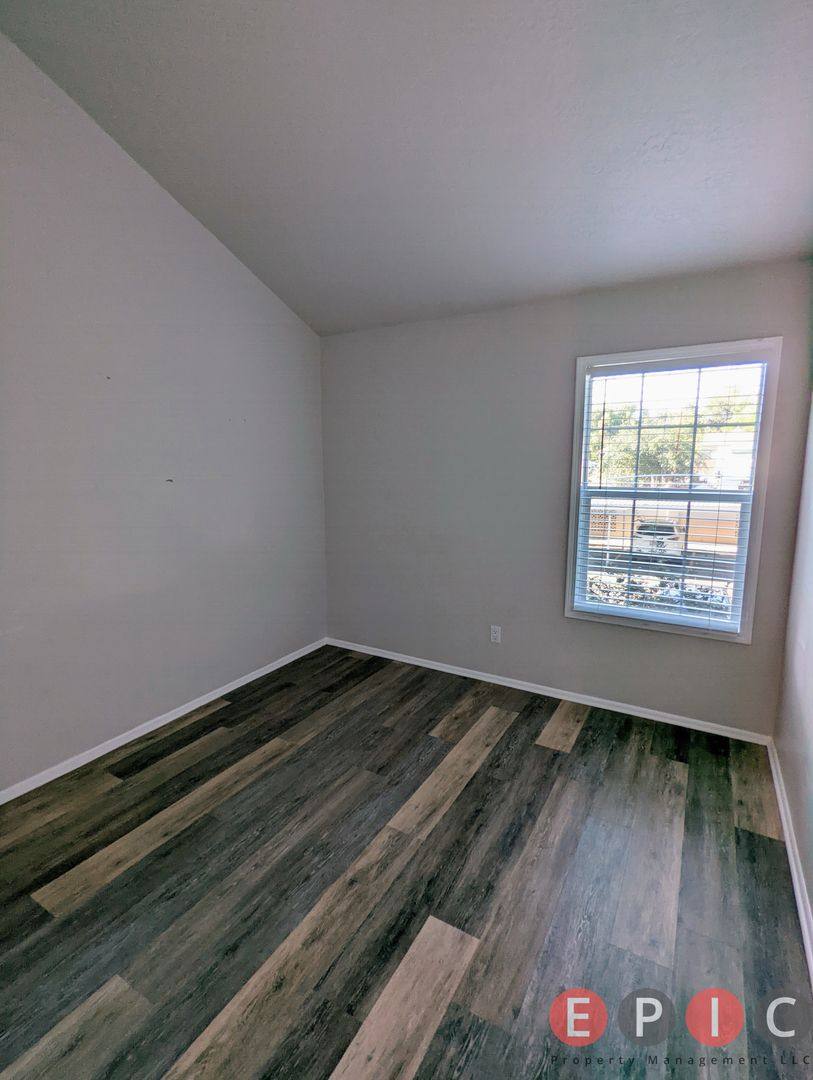 Condo for rent at 1460 E Foxboro Dr, Salt Lake City, UT 84106