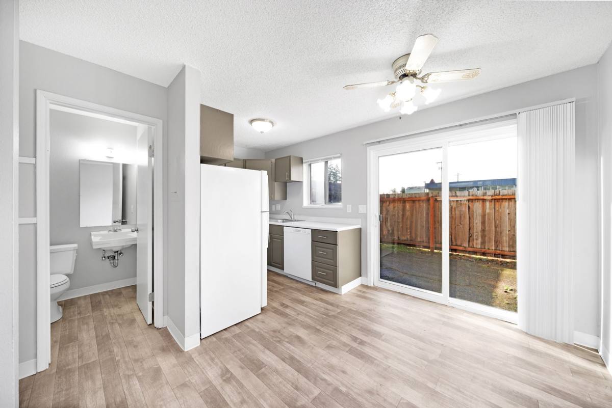 Townhouse for rent at 13210 SE Division St, Portland, OR 97236