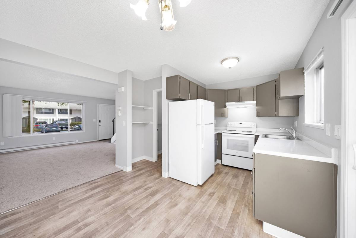 Townhouse for rent at 13210 SE Division St, Portland, OR 97236