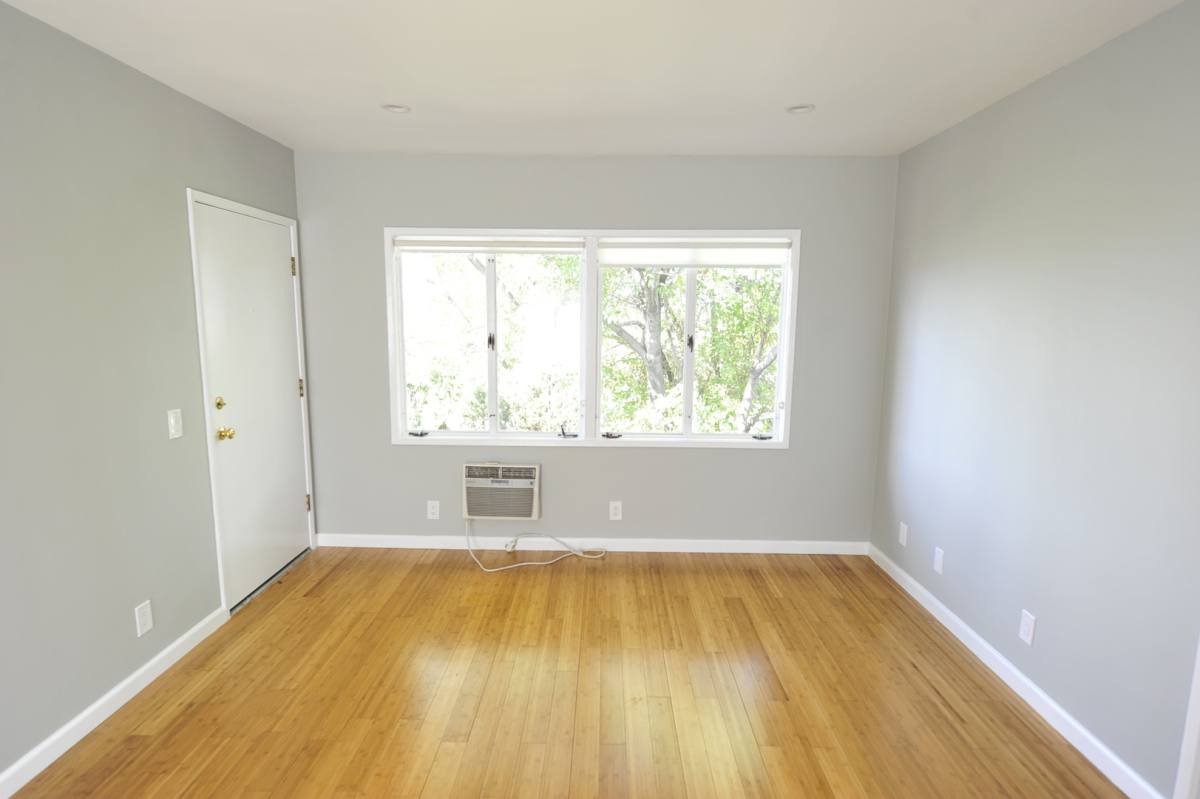 Apartment for rent at 925 Manzanita St, Los Angeles, CA 90029