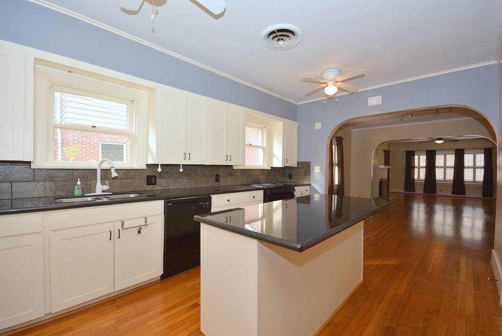 House for rent at 3027 Amherst, Houston, TX 77005