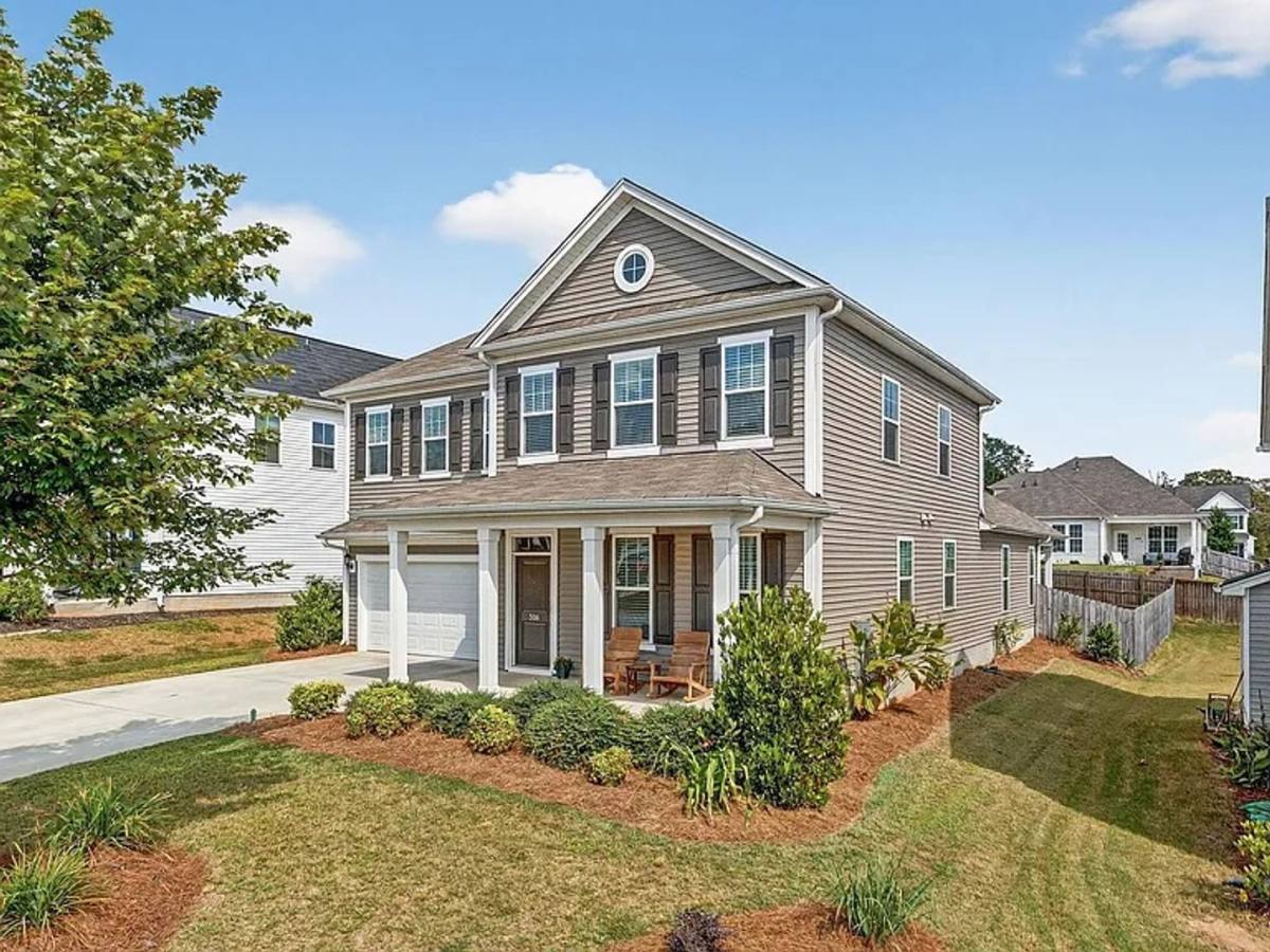 House for rent at 306 Starling Ave, Easley, SC 29642