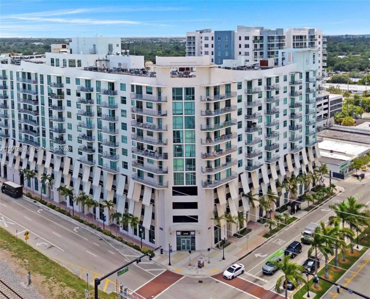 Condo for rent at 140 S Dixie Highway 719, Hollywood, FL 33020