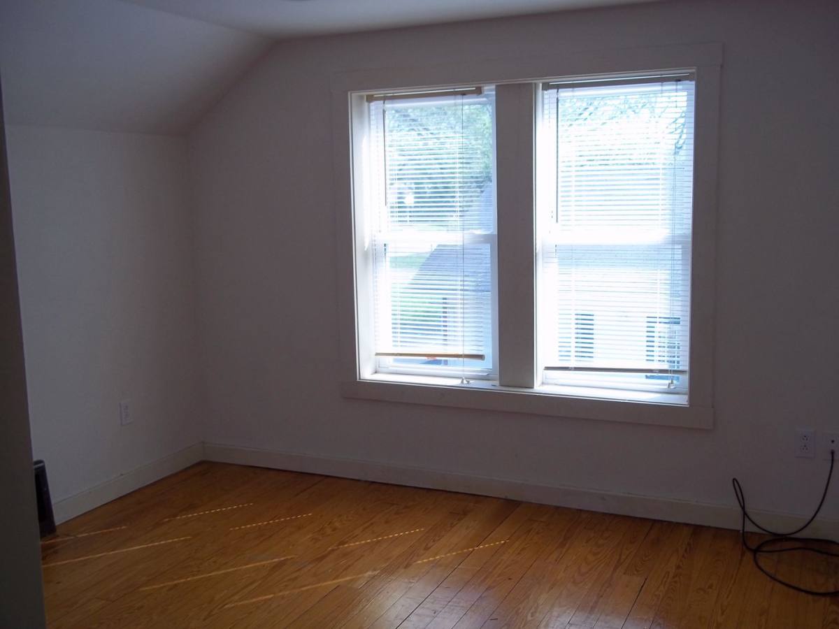 House for rent at 2004 E Fifth St, Washington, MO 63090