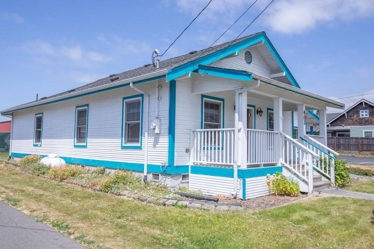 House for rent at 402 S Main St, Coupeville, WA 98239