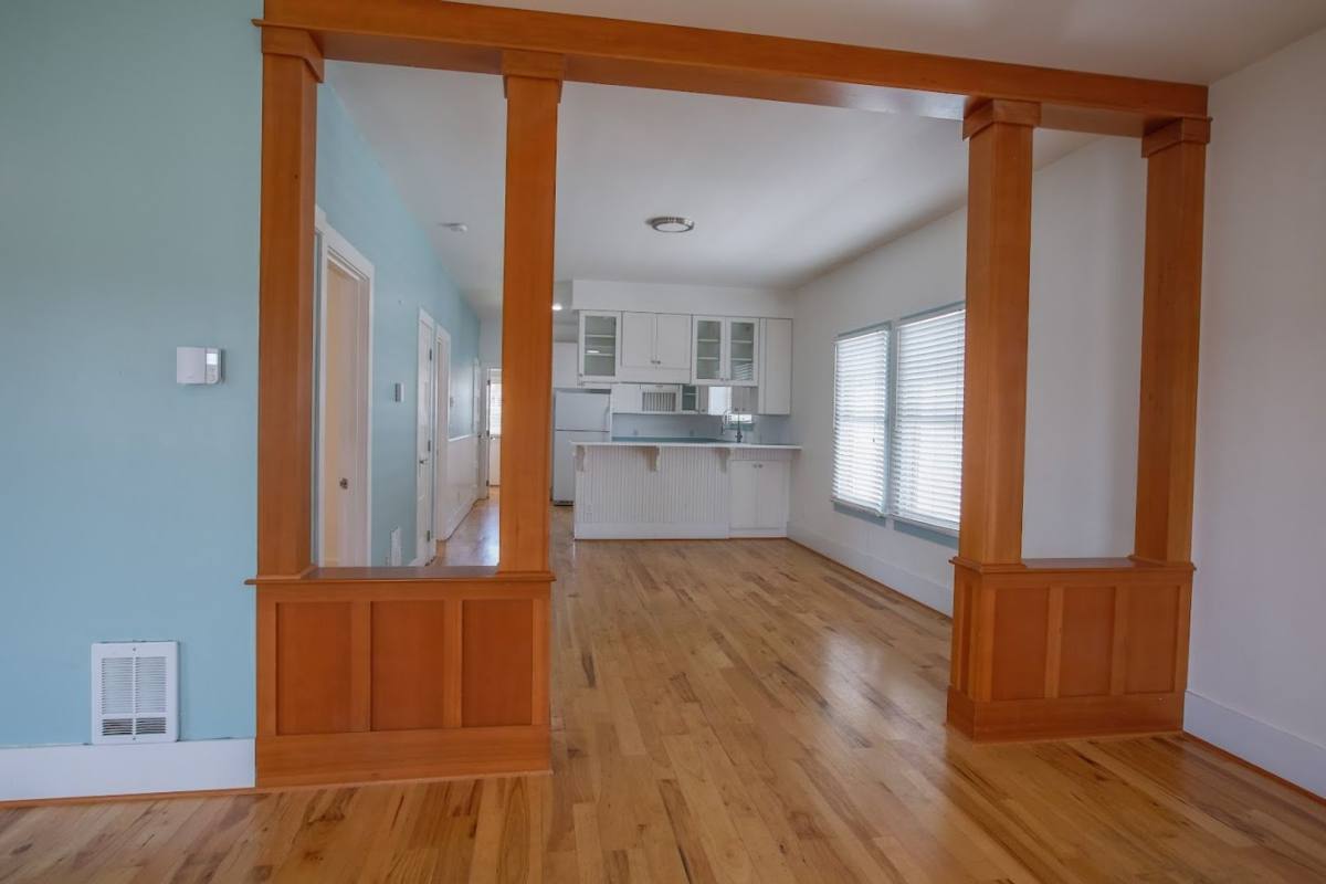 House for rent at 402 S Main St, Coupeville, WA 98239