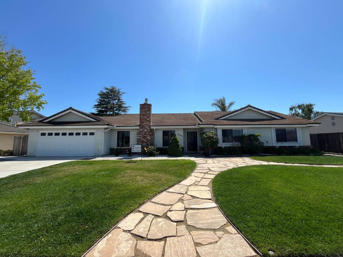 House for rent at 1090 Foxenwood Dr, Santa Maria, CA 93455