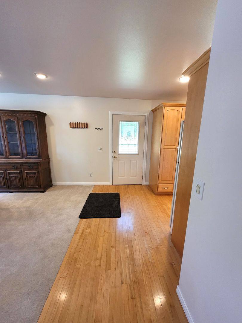 House for rent at 625 1 2 Marine Dr, Bellingham, WA 98225